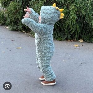 Baby Pram 3-6M Green Dinosaur Costume with Yellow Spikes